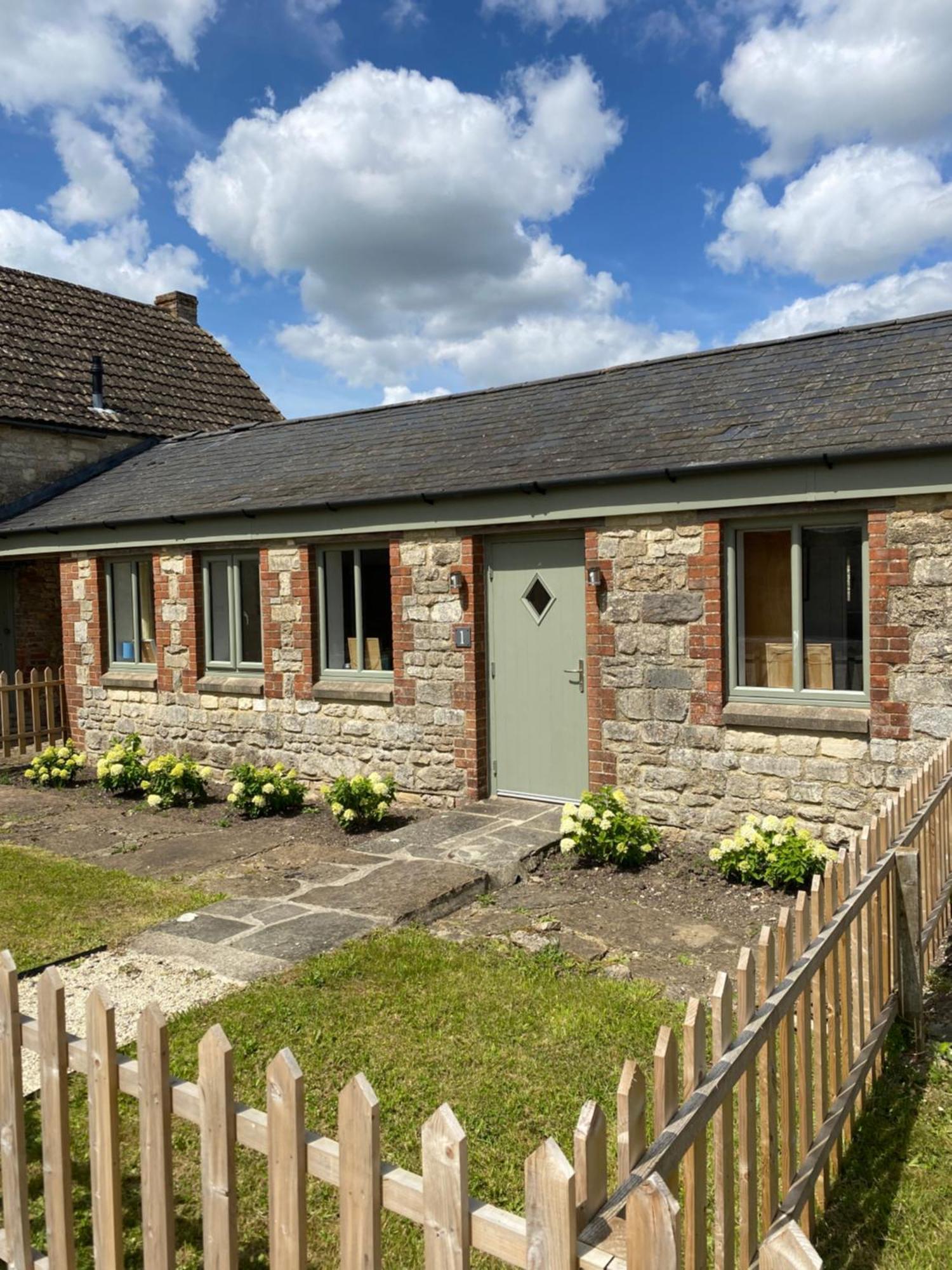 Pretty Near Cirencester Holiday home